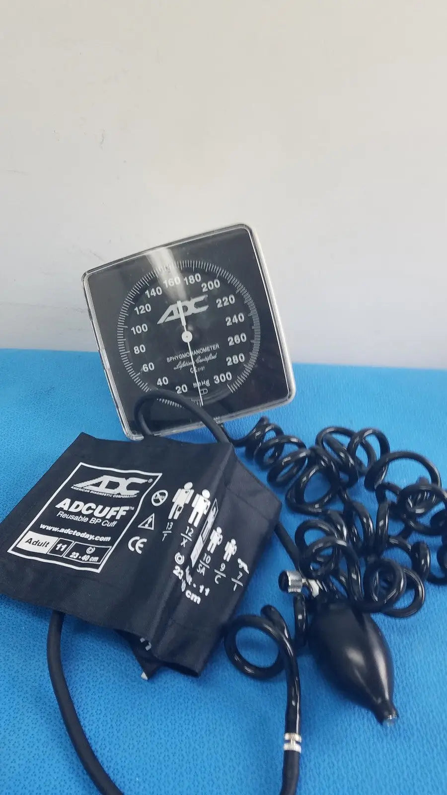 ADC Diagnostix 805 Sphygmomanometer with Adult Blood Pressure Cuff - 23-40cm