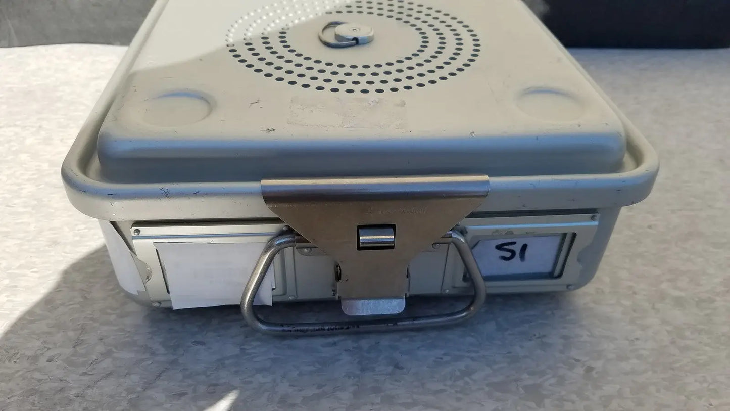 Aesculap JK341 Half Size Sterilization Case And Lid