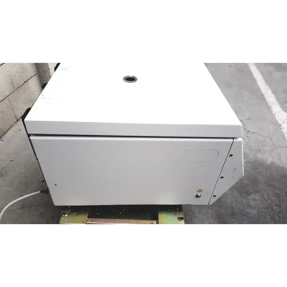 Beckman Coulter Spinchron DLX Benchtop Centrifuge