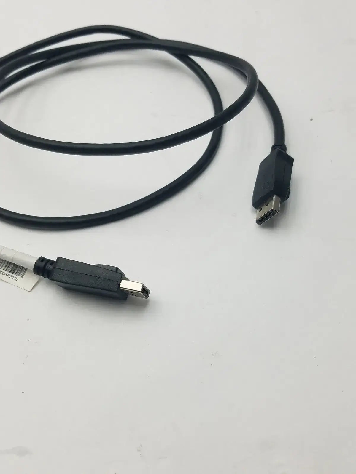 Displayport Cable (DP) E465667 AWM STYLE 20275 VW-1 30V Gelinte - DisplayPort