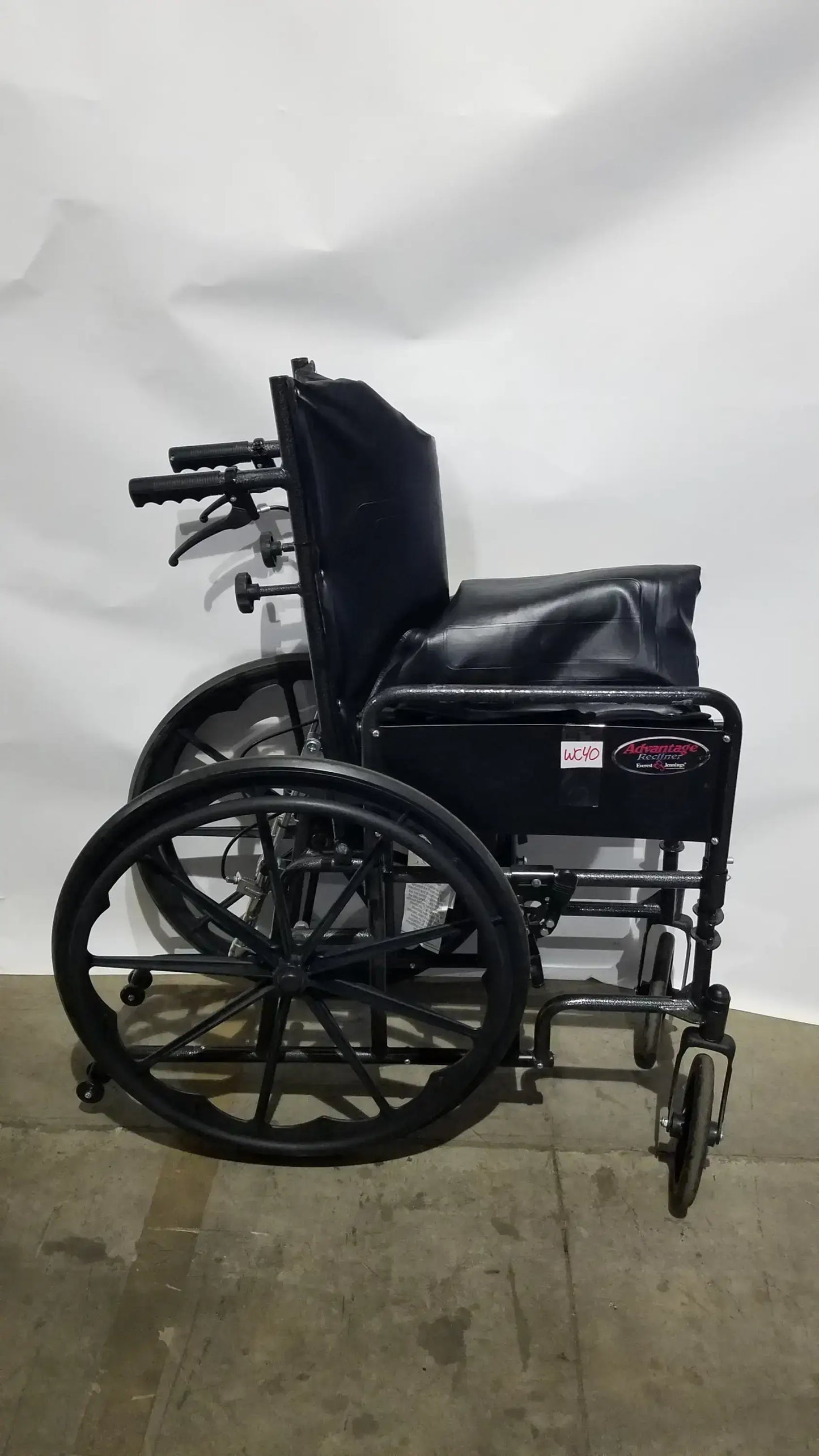 Everest & Jennings Advantage Recliner Folding Manual Wheelchair