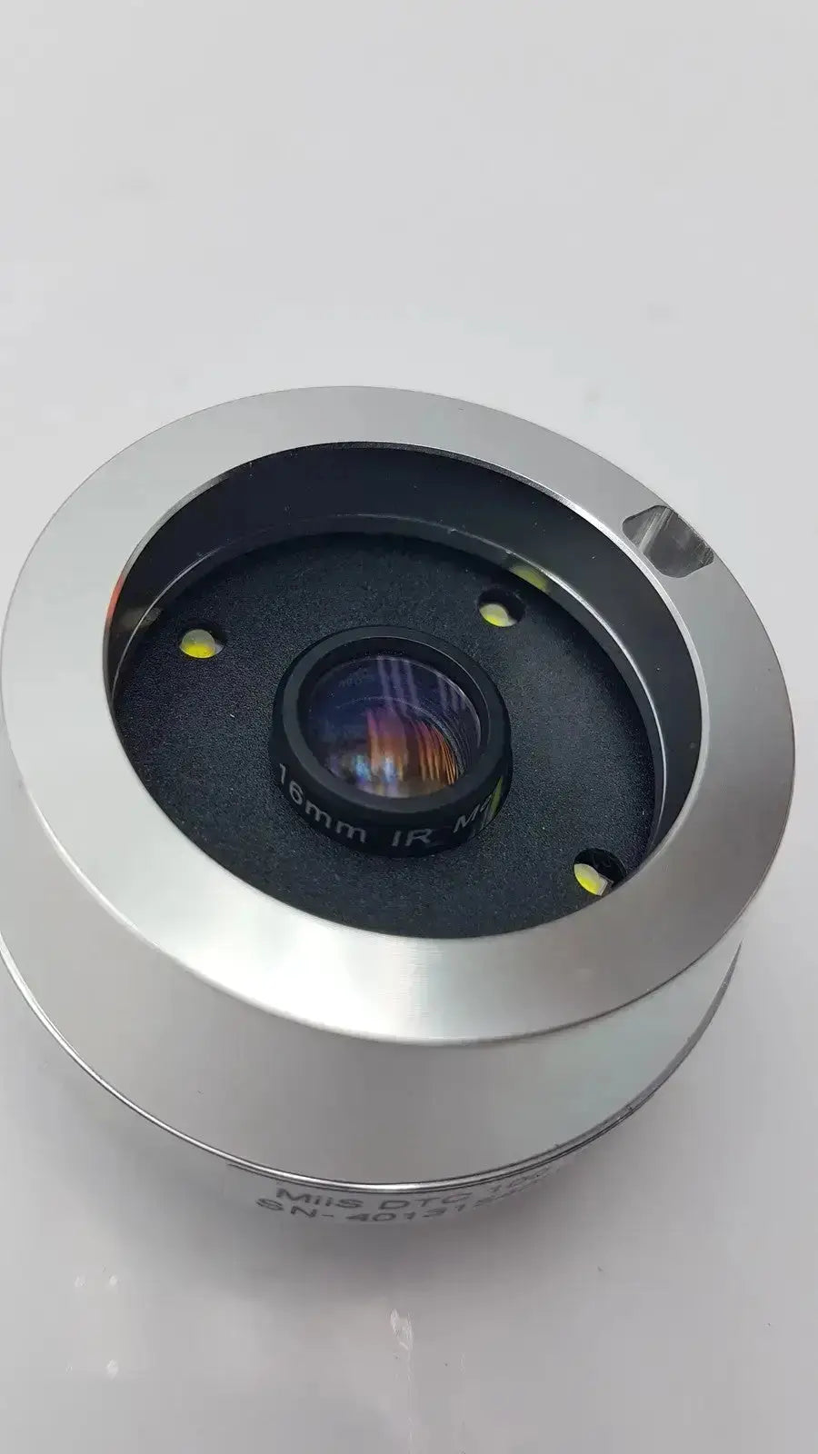Silver 16mm jr macro lens with metallic finish and black internals for jedmed horus dental dental lens dtc use