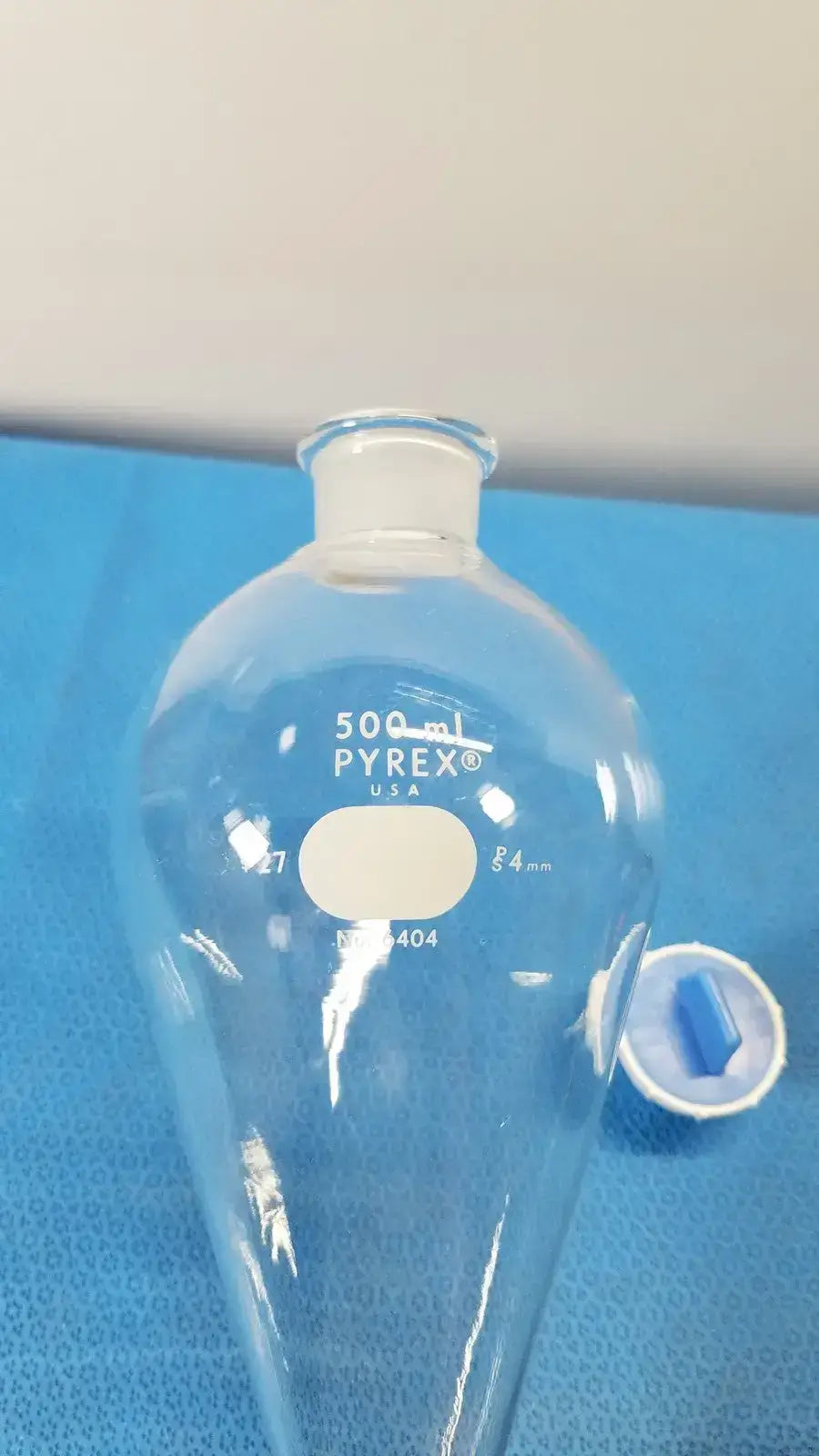 Kimax 500mL Squibb Separatory Funnel with Neck Borosilicate Lab Glass
