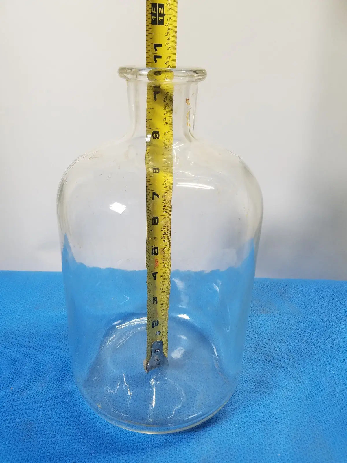 Large Clear Glass Apothecary Bottle – Vintage Medical / Chemical Glassware