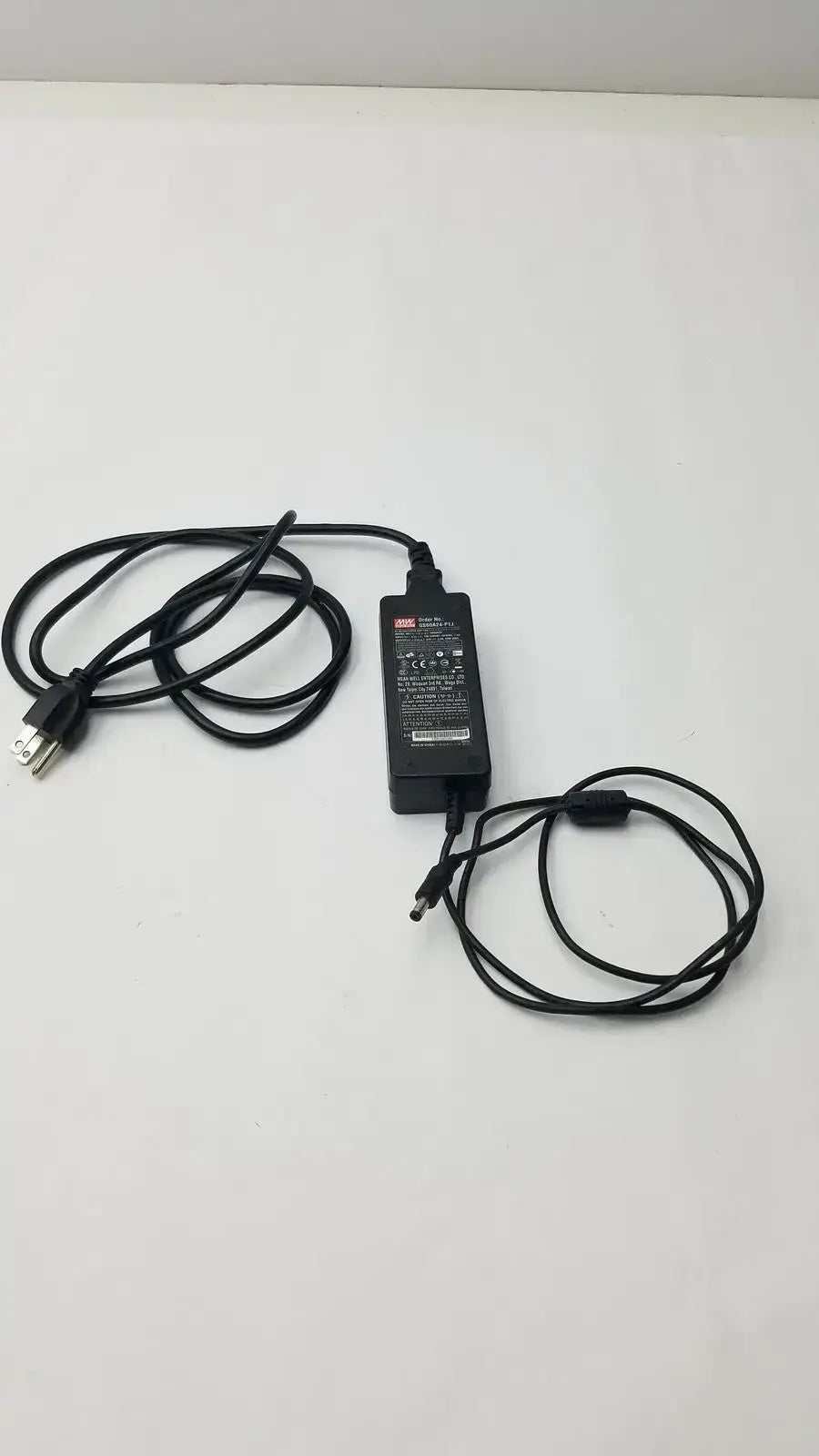MEAN WELL GS60A24-P1J Power Supply Adapter - AC/DC