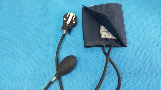 Medline Aneroid Sphygmomanometer Blood Pressure Cuff Monitor Kit Gauge