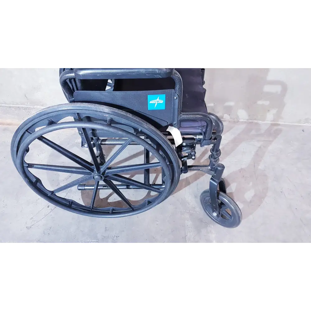 Medline Guardian K1 Lightweight Wheelchair Compact Seat Ready