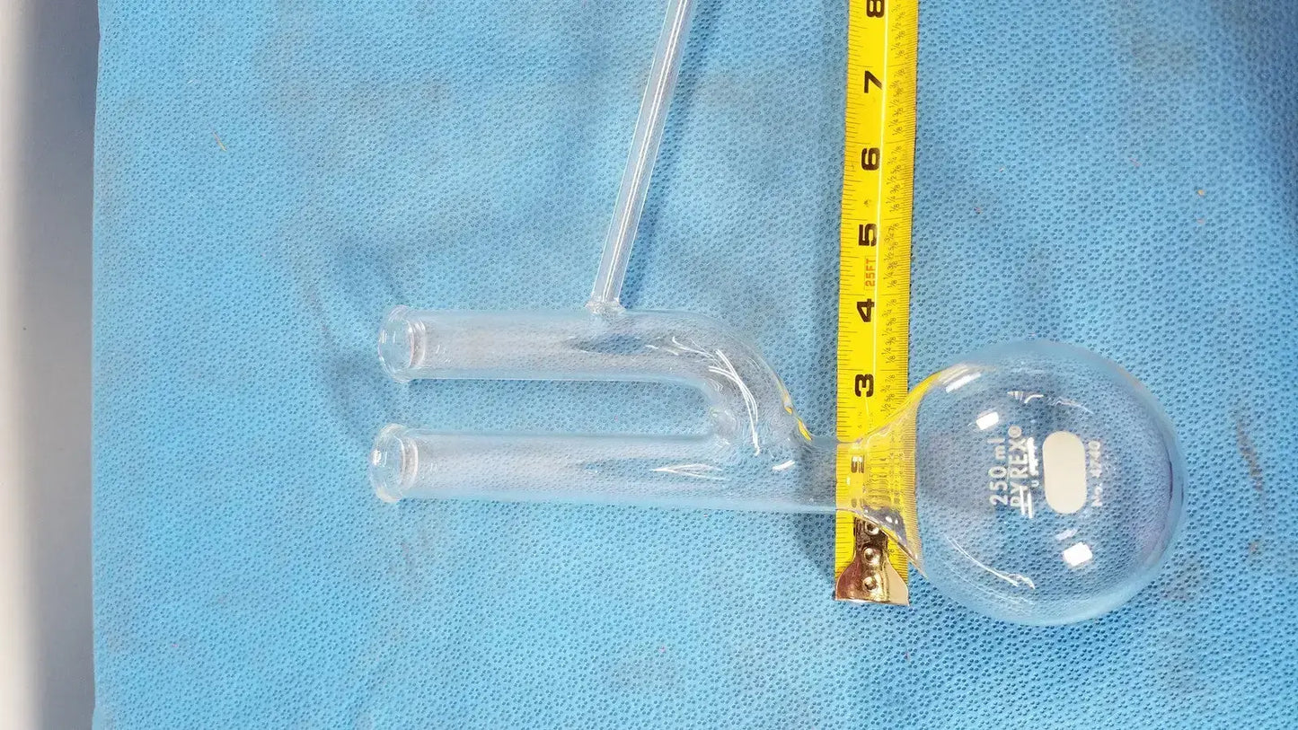 PYREX 250 mL Vintage Scientific Glass Advanced Laboratory Tube