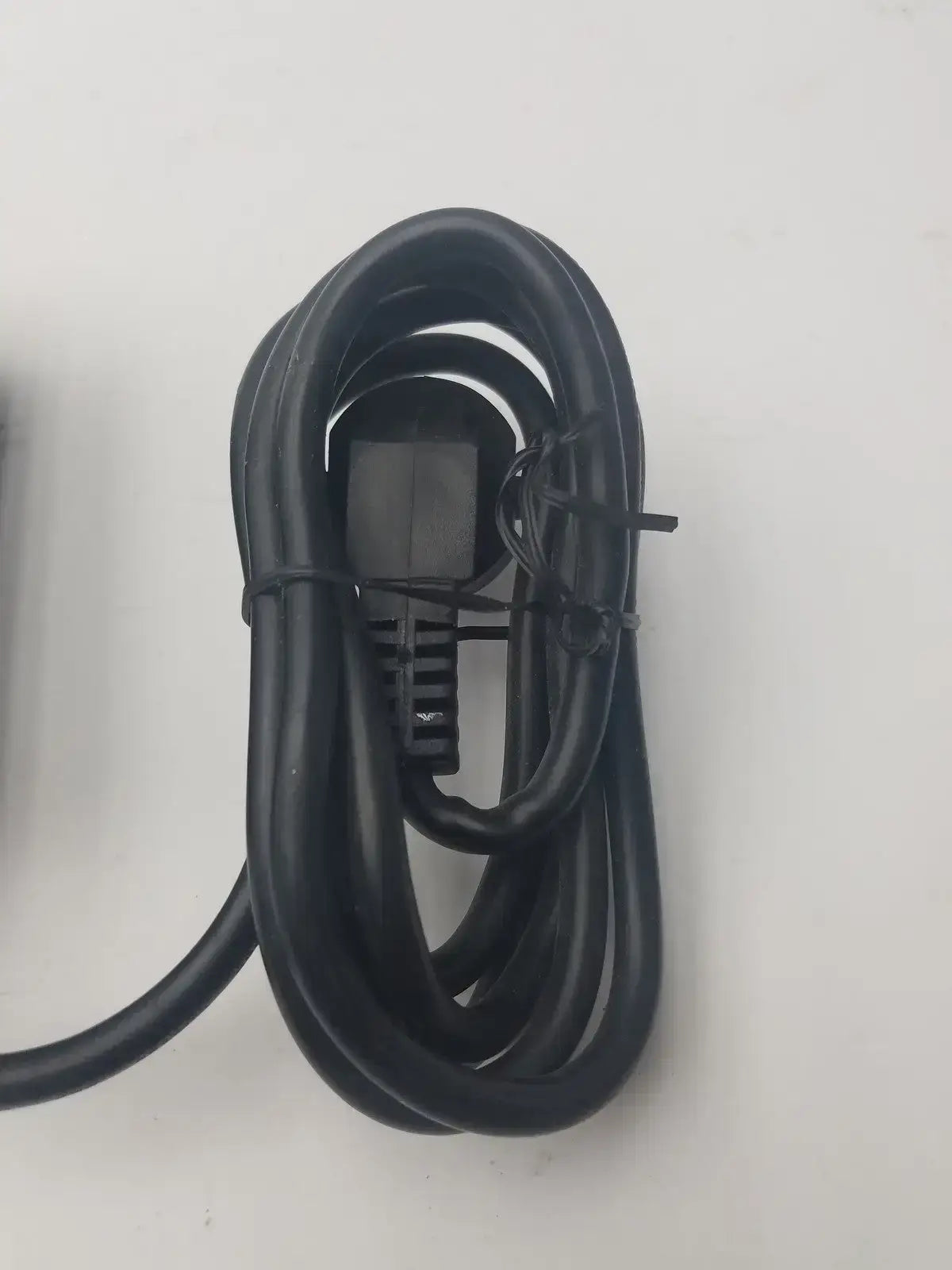 Universal AC Variable Speed Controller Outlet for Fan Motor Light