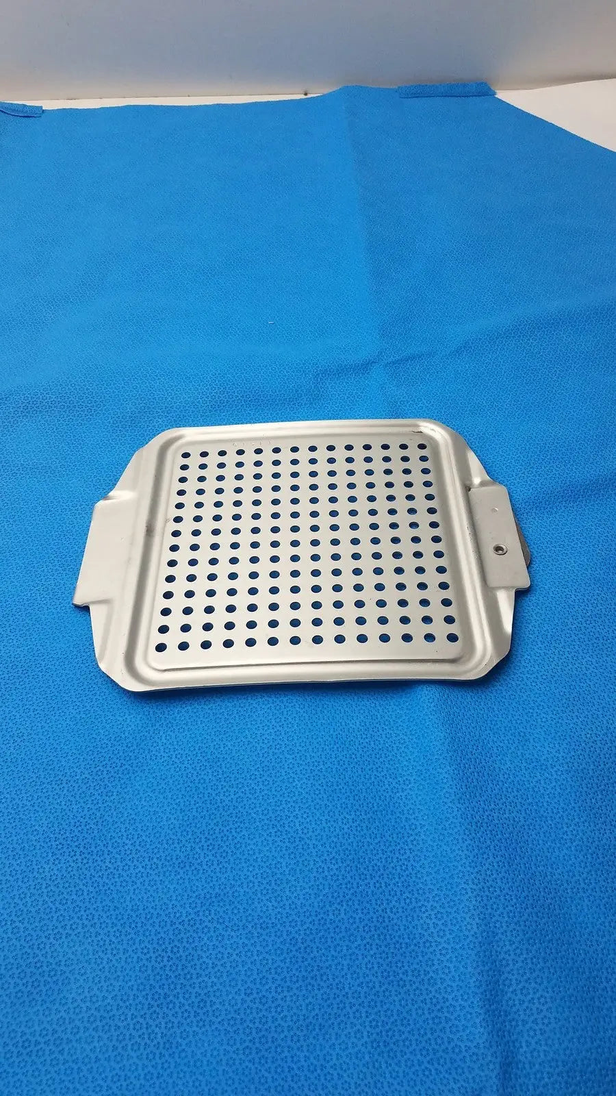 V. Mueller Genesis Top Retention Plate – Surgical Sterilization Case Part Used