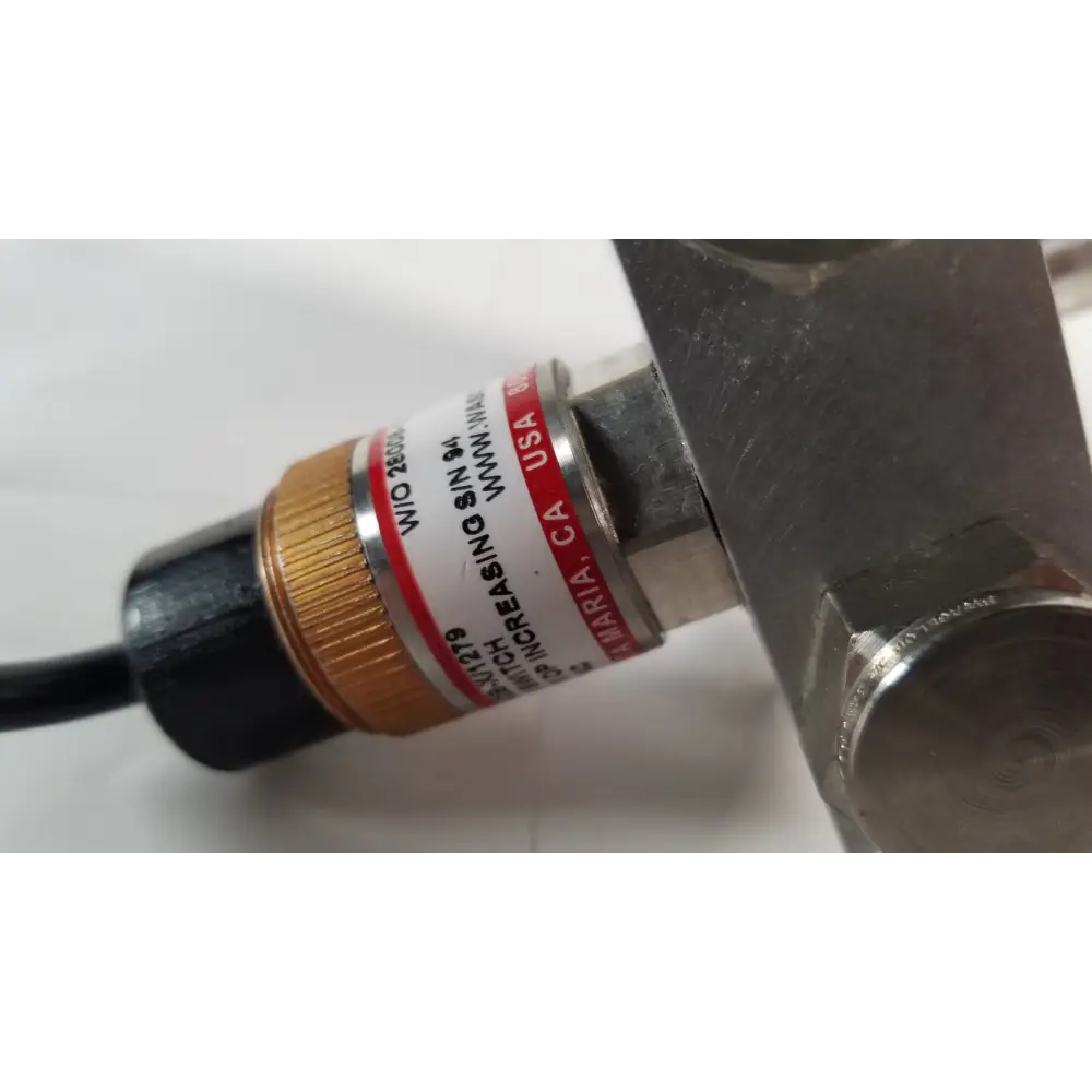 Vacuum Switch 735 Torr OP Increasing V110,31W2B-X/1279 With Base