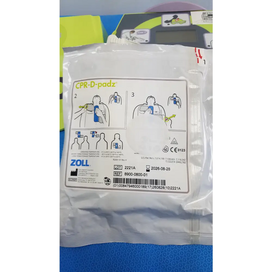 ZOLL AED Plus Defibrillator with CPR-D-padz X13K638388 Ref 8900-0800-01 - Automated External (AED)