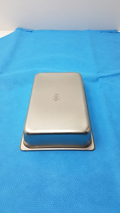 10’’ Stainless Steel Foodservice Pan – 2.5’’ Deep Steam Table Insert Used