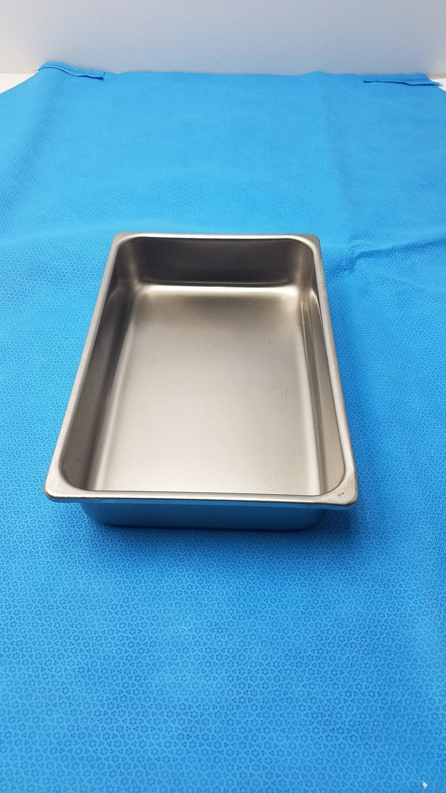 10’’ Stainless Steel Foodservice Pan – 2.5’’ Deep Steam Table Insert Used