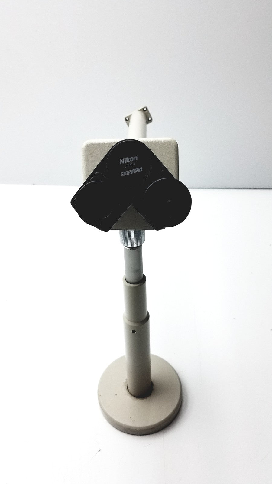 Nikon 030039 Binocular Microscope