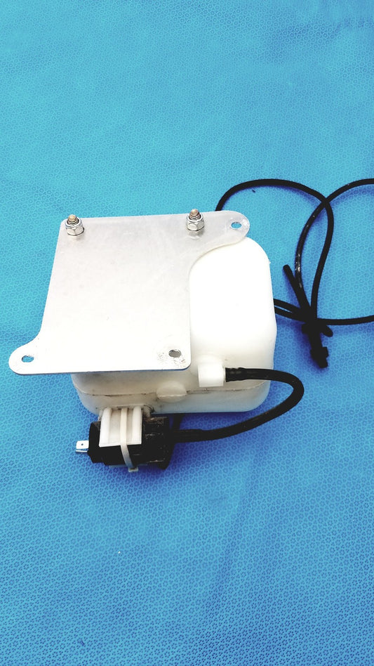 Windshield Washer Fluid Reservoir Tank with Cap for Vehicle