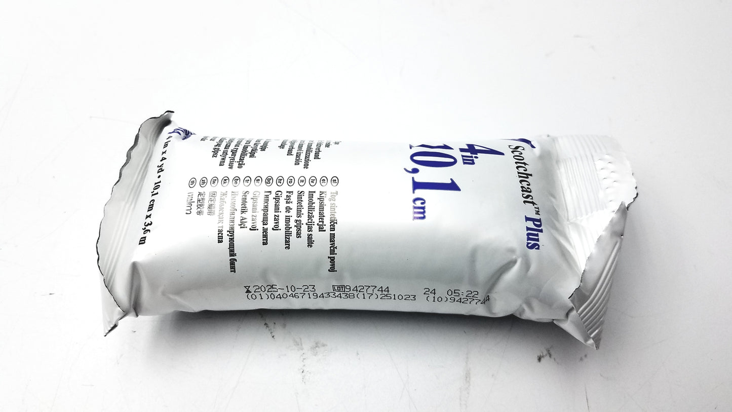 3M Scotchcast Plus 4 in x 4 yd Ref. 8200