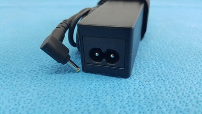 Fujitsu AC Adapter Power Supply 19V 3.16A - CP500575-01 FMV-AC327A