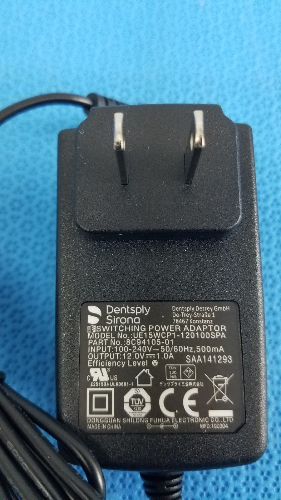 Dentsply SmartLite Focus Curing Light with Base and Power Adapter