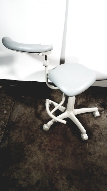 Midmark Dental Stool Ergonomic Adjustable Height Medical Stool with Casters