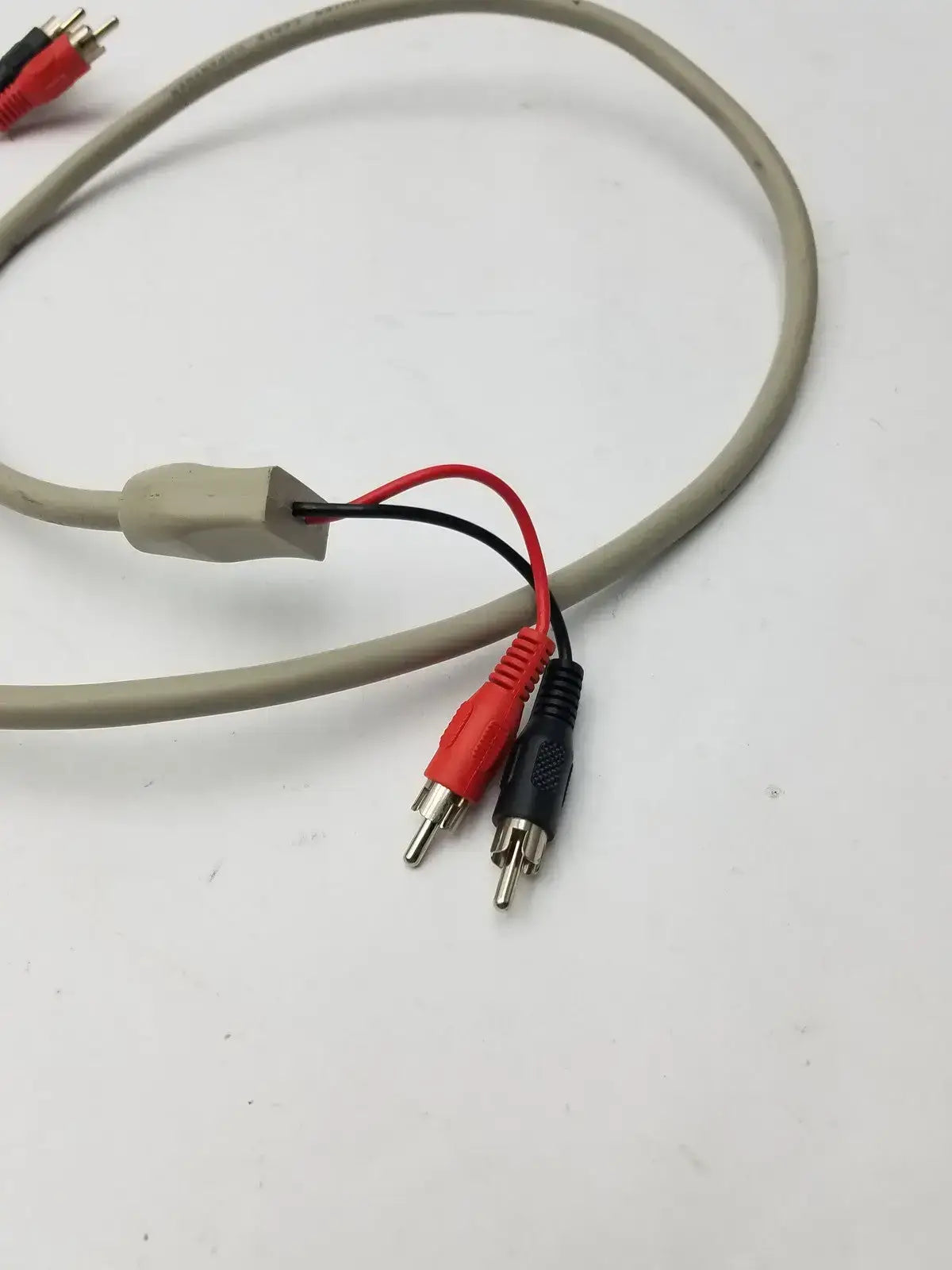 110 BK A8/ RD AS FC044 2 Sided Black and Red Cable