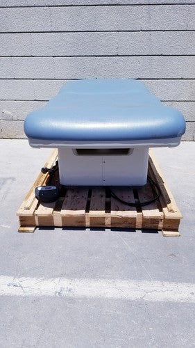 Midmark Ritter 222-016 Barrier Free Power Examination Chair With Foot Switch