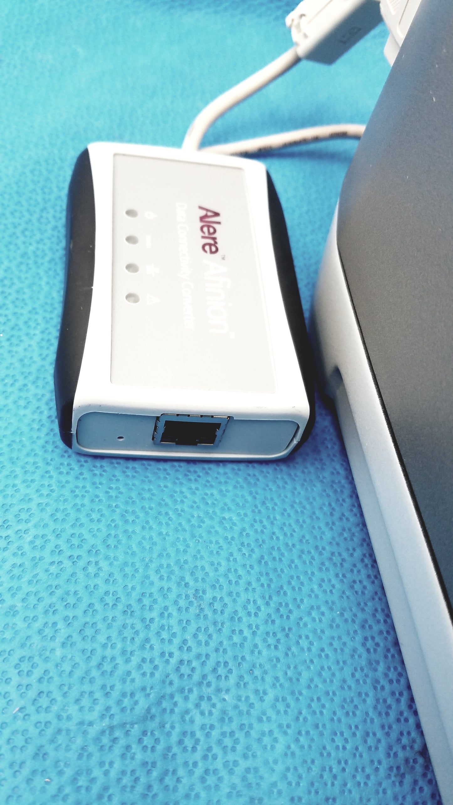 Afinion AS100 HbA1c Blood Diabetes Analyzer With Alere Data Connectivity Converter