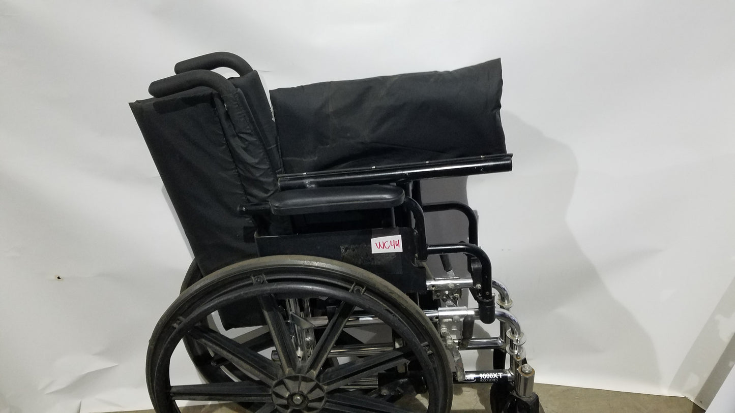 Invacare 9000 XT Manual Wheelchair Folding Heavy Duty Mobility Medical Chair