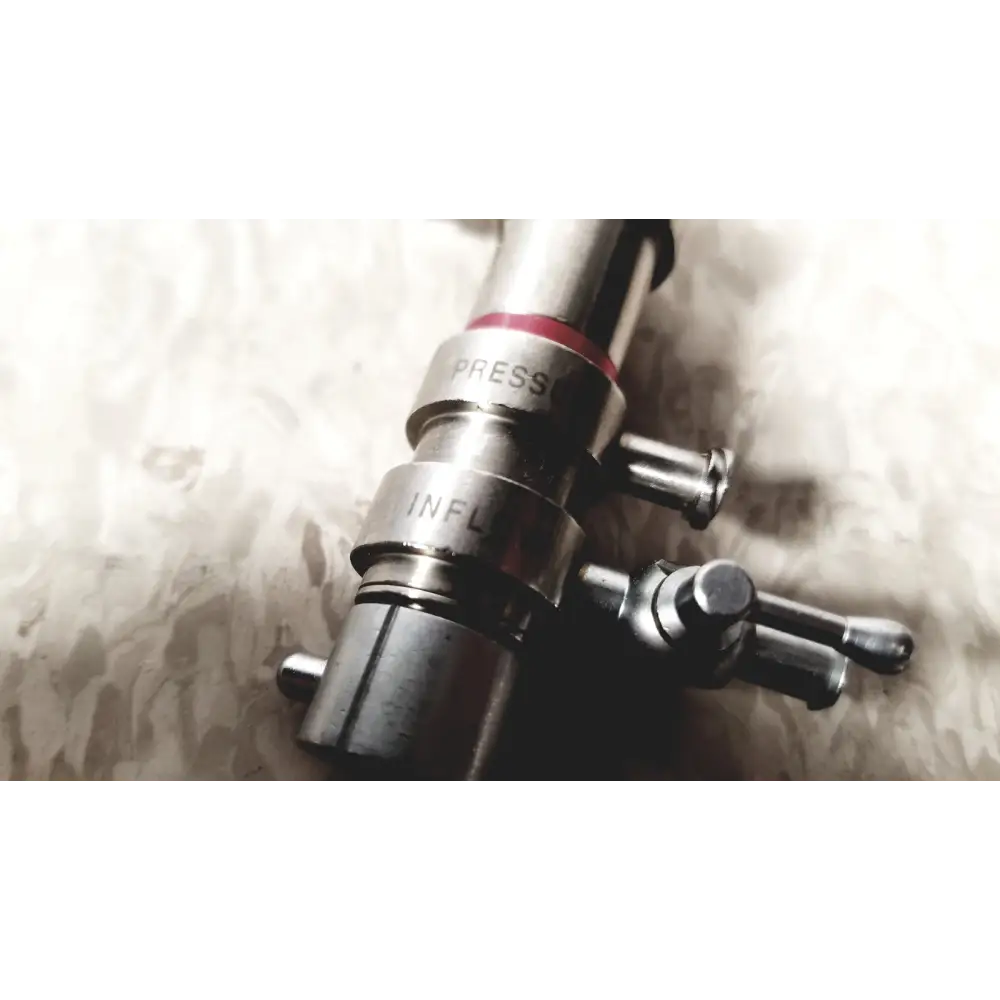 3M 83272 Pressure Dispensing Cannula with Rotating Stopcocks