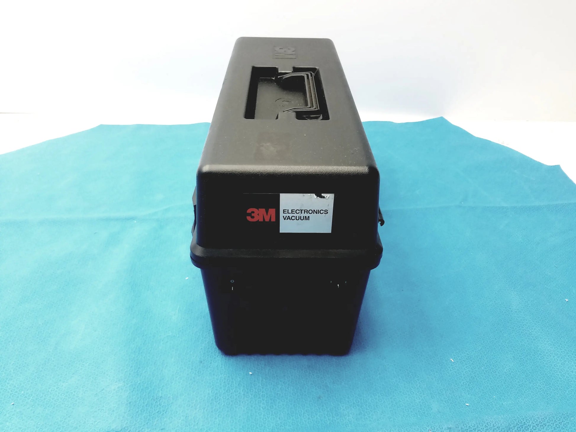 3M Electronics 497 Service Vacuum
