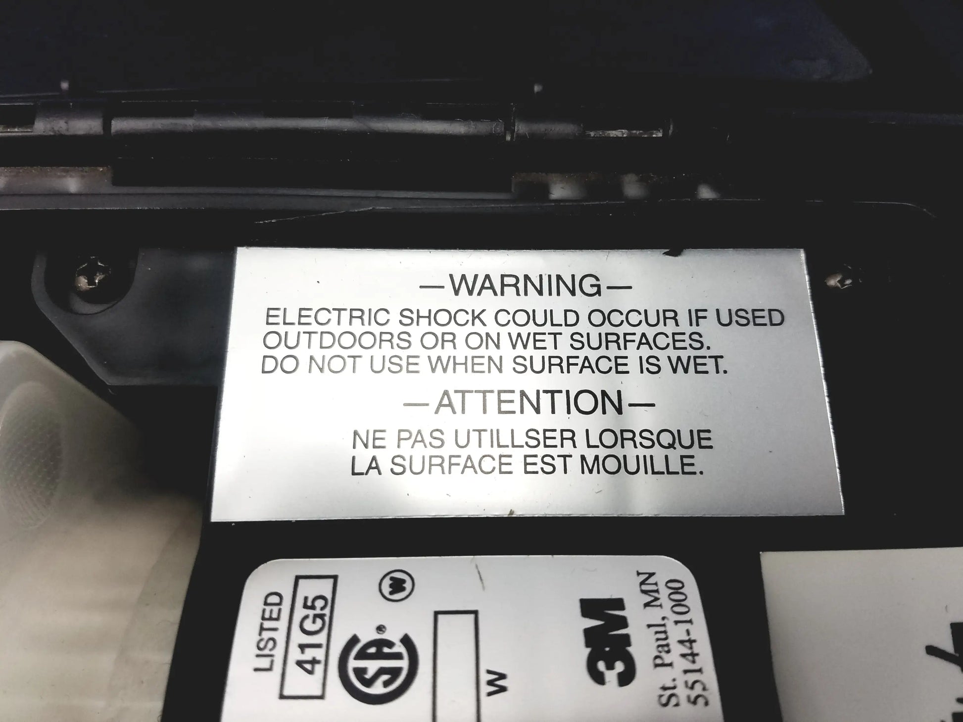 3M Electronics 497 Service Vacuum