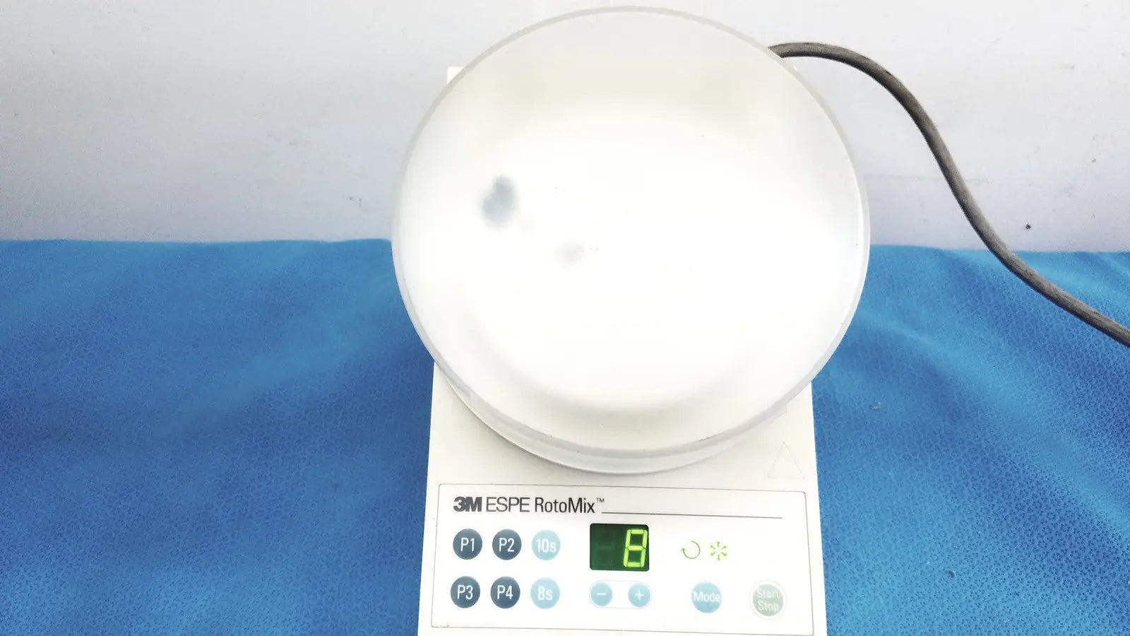 3M ESPE ROTOMIX Capsule Mixing Unit 120V / 60 Hz D-82229