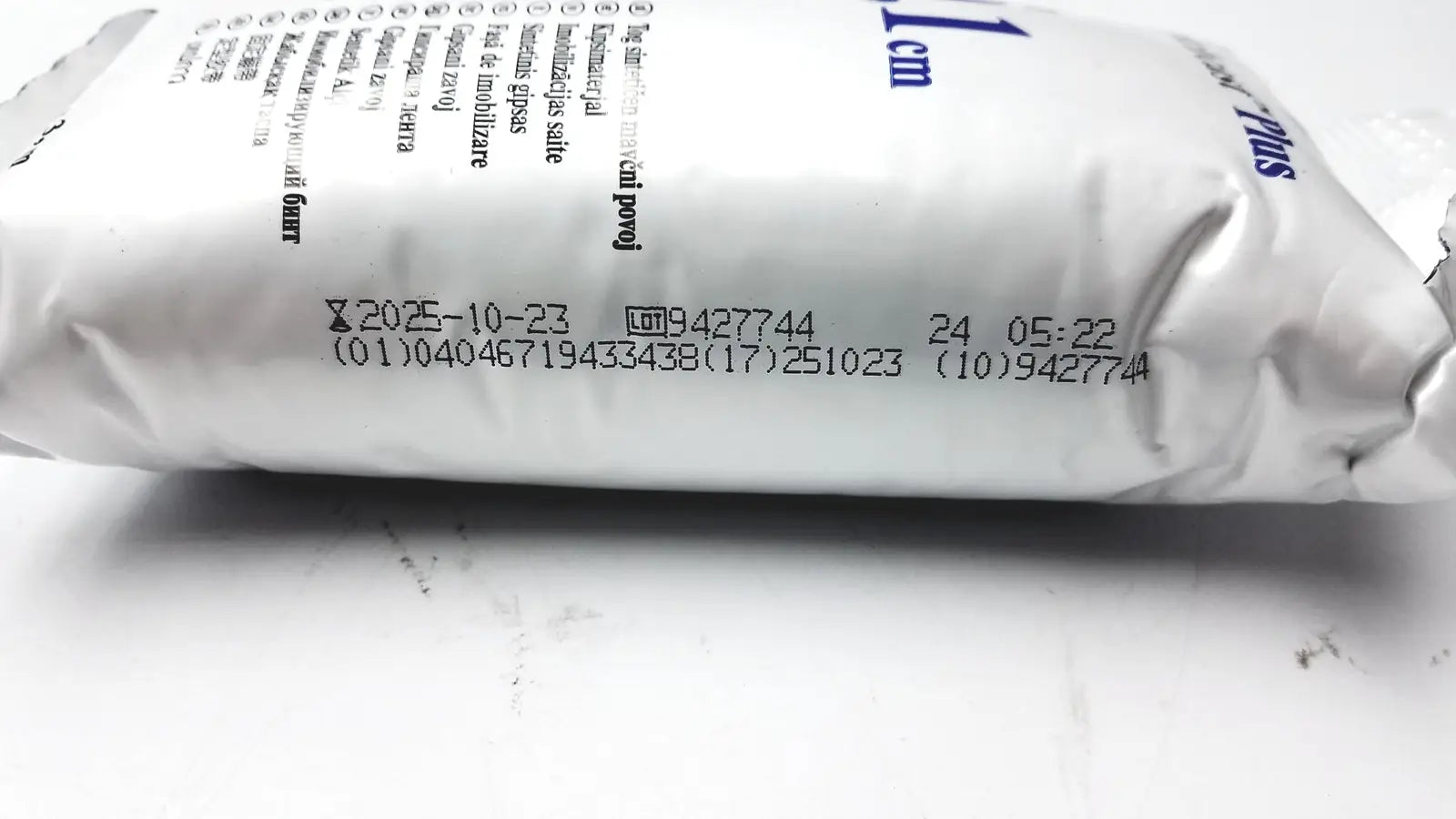 3M Scotchcast Plus 4 in x yd Ref. 8200 - Casting Tape