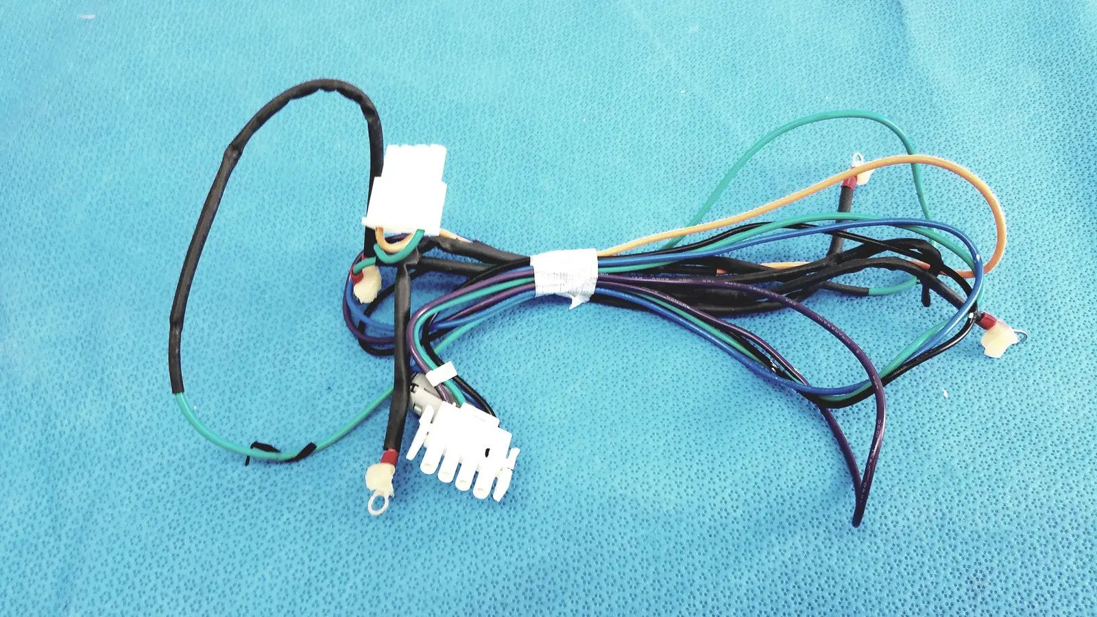 4 Multi-Pin Connector Wire Harness Cables