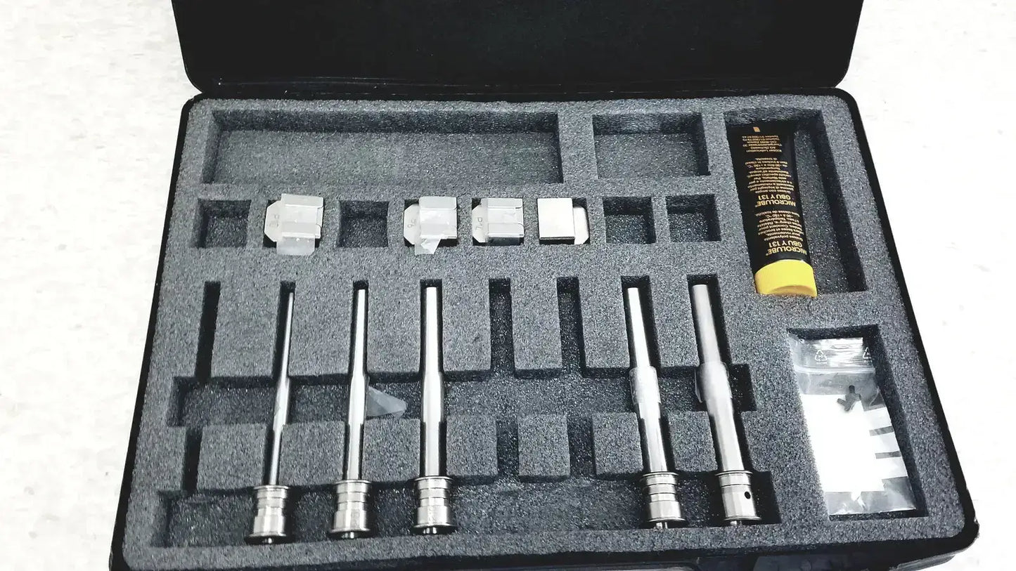 4X and Accessories with Kluber Lubrication Microlube GBU Y 131 - Maintenance & Kit