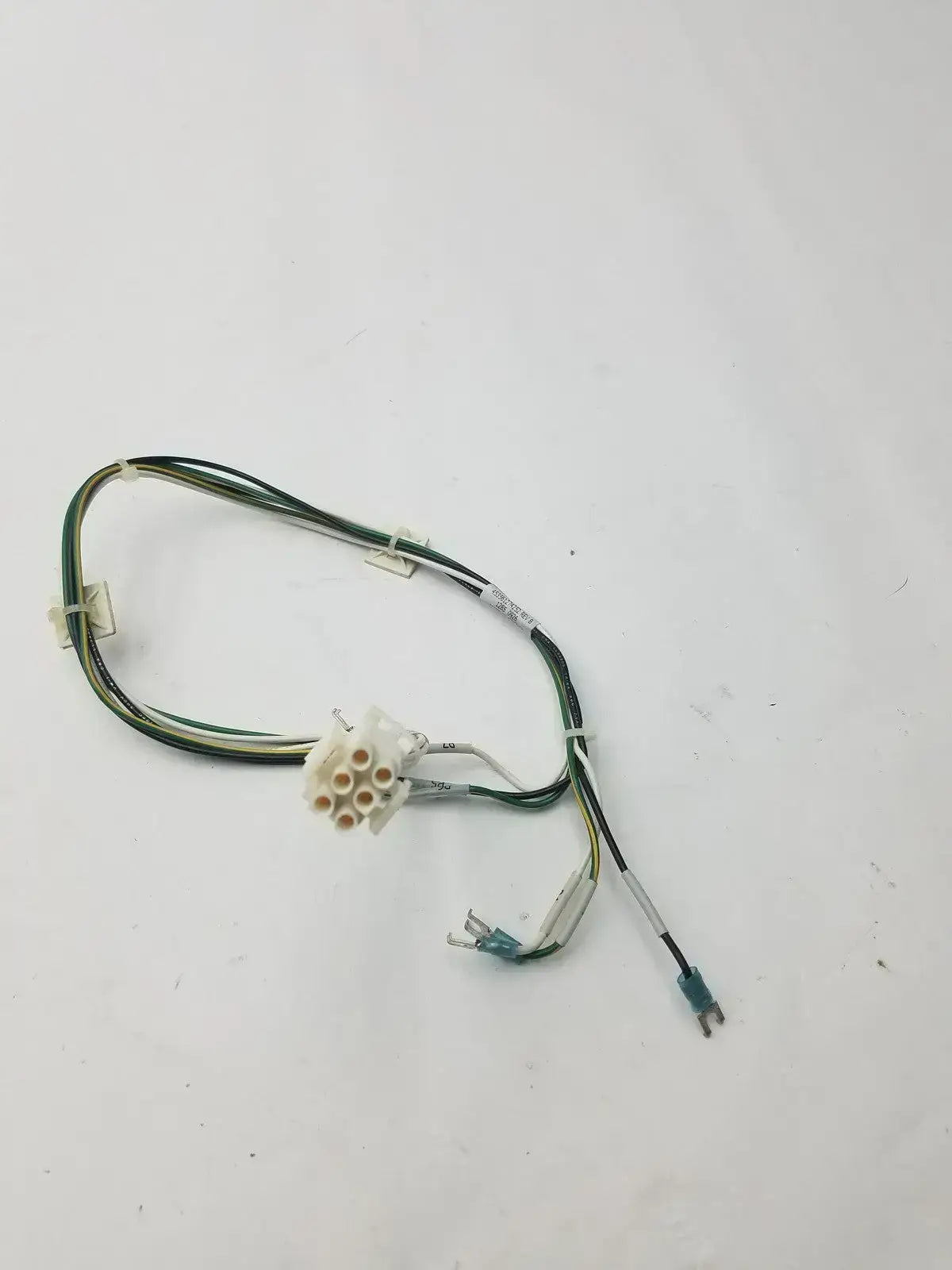 6 Pin Female Connector to Wire Harness 453561274252 Rev B - Cable