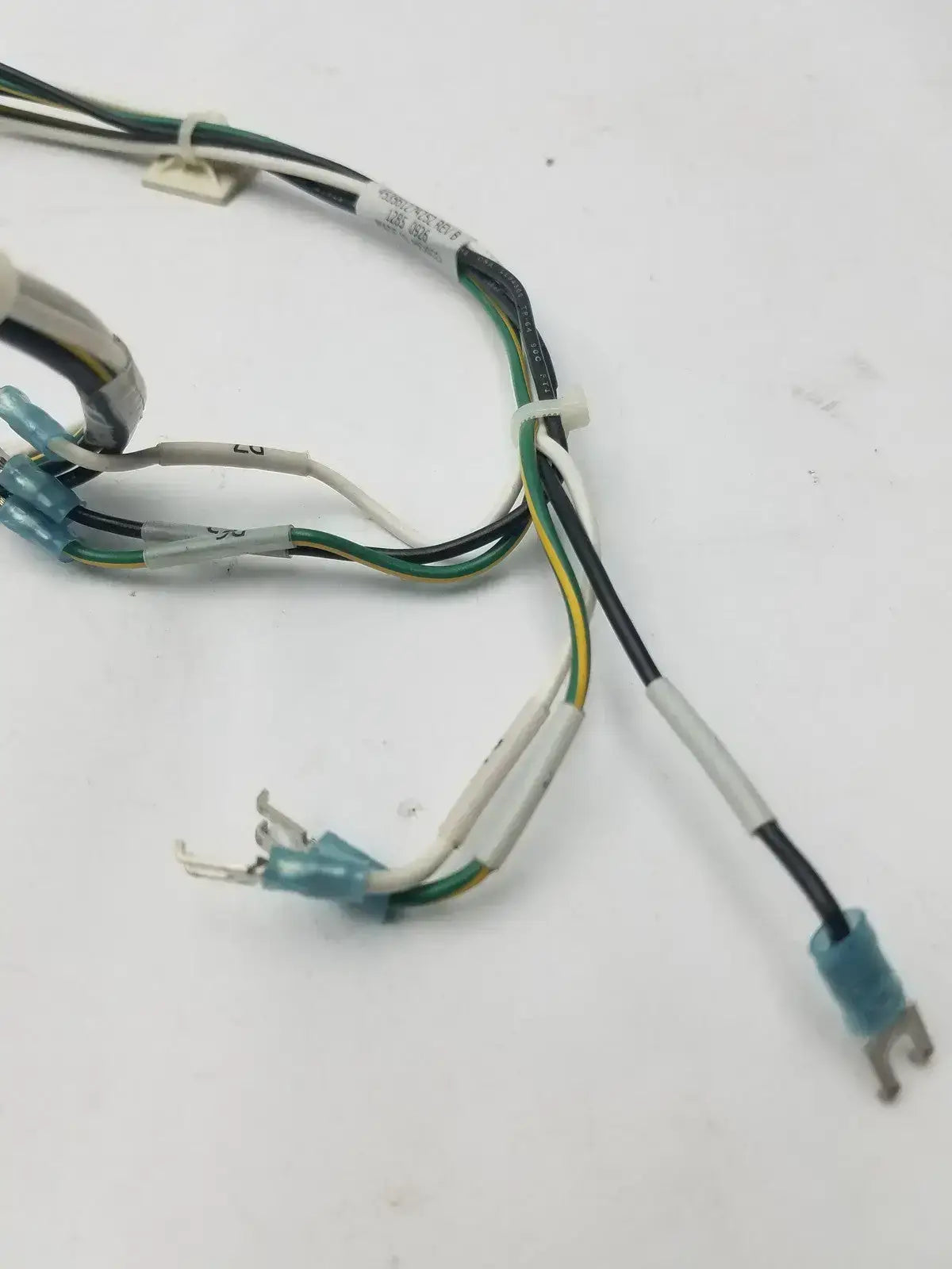 6 Pin Female Connector to Wire Harness 453561274252 Rev B - Cable
