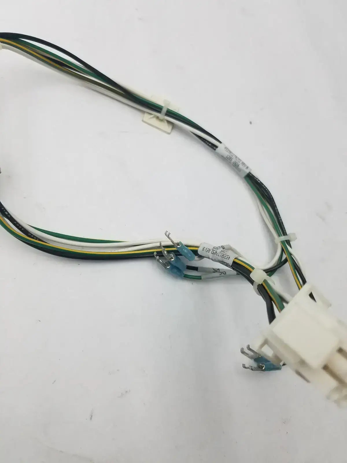 6 Pin Female Connector to Wire Harness 453561274252 Rev B - Cable