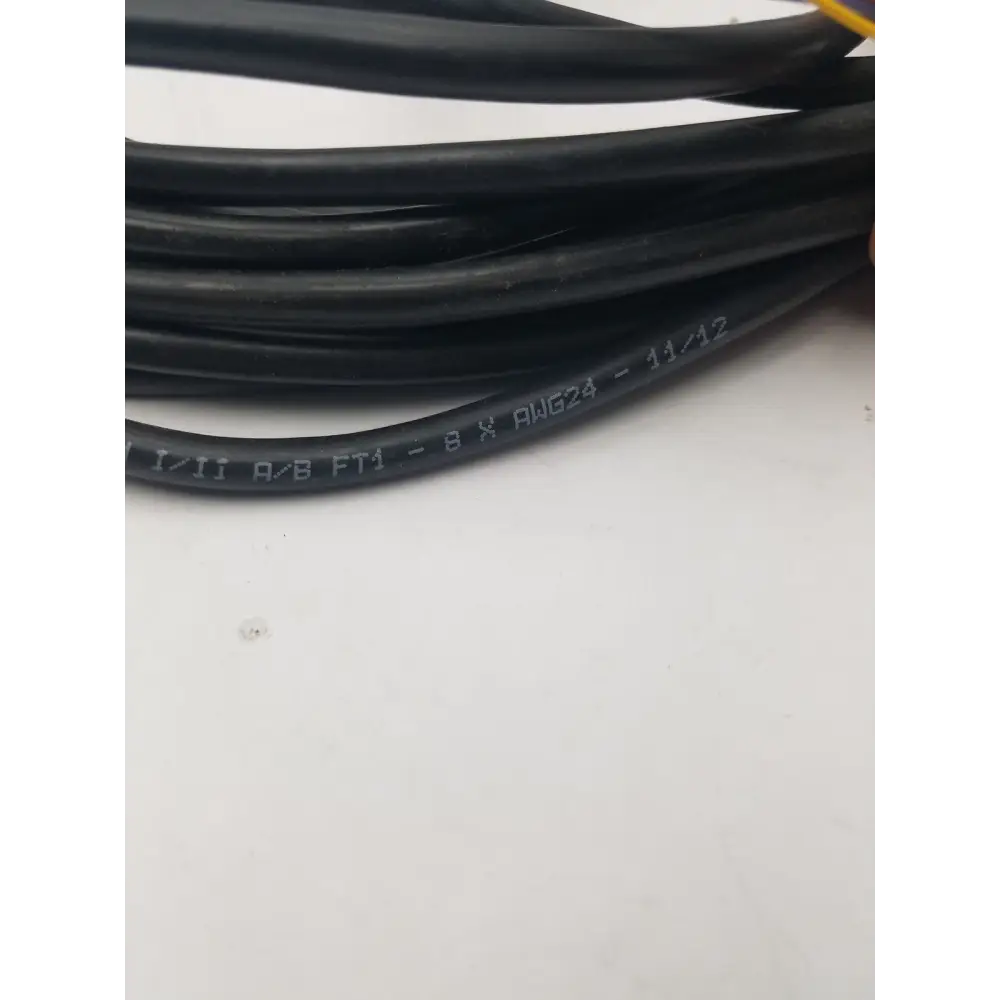9 Pin Female Black Cable 5701933-73 Rev 014 to 10 Connector OP30:311