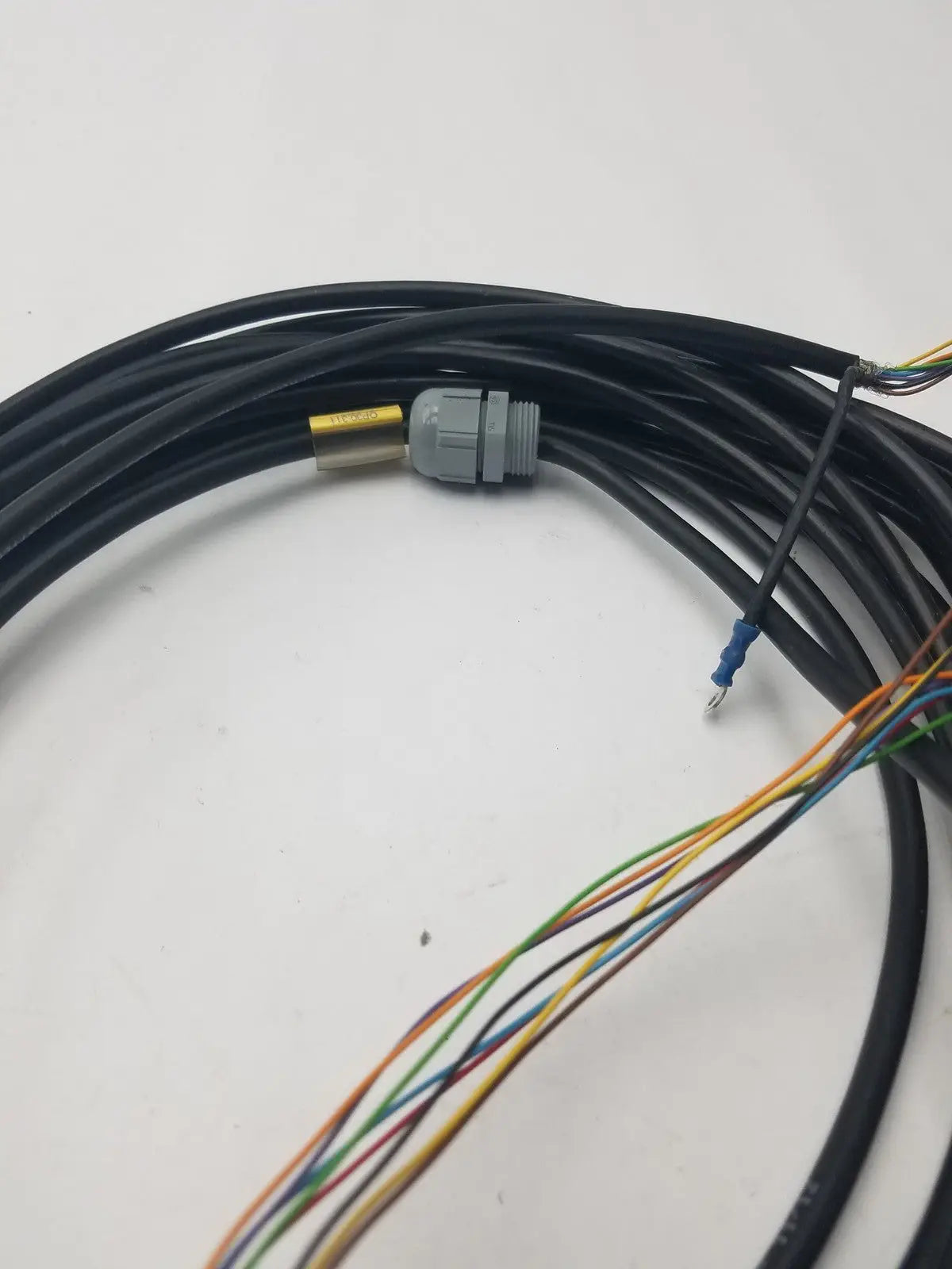 9 Pin Female Black Cable 5701933-73 Rev 014 to 10 Connector OP30:311