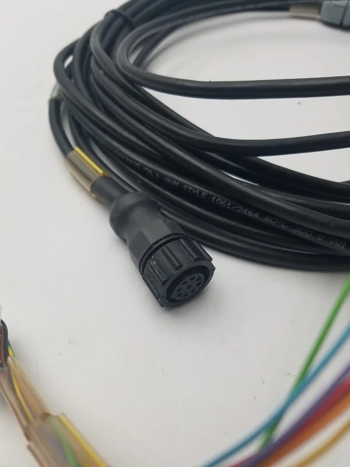 9 Pin Female Black Cable 5701933-73 Rev 014 to 10 Connector OP30:311
