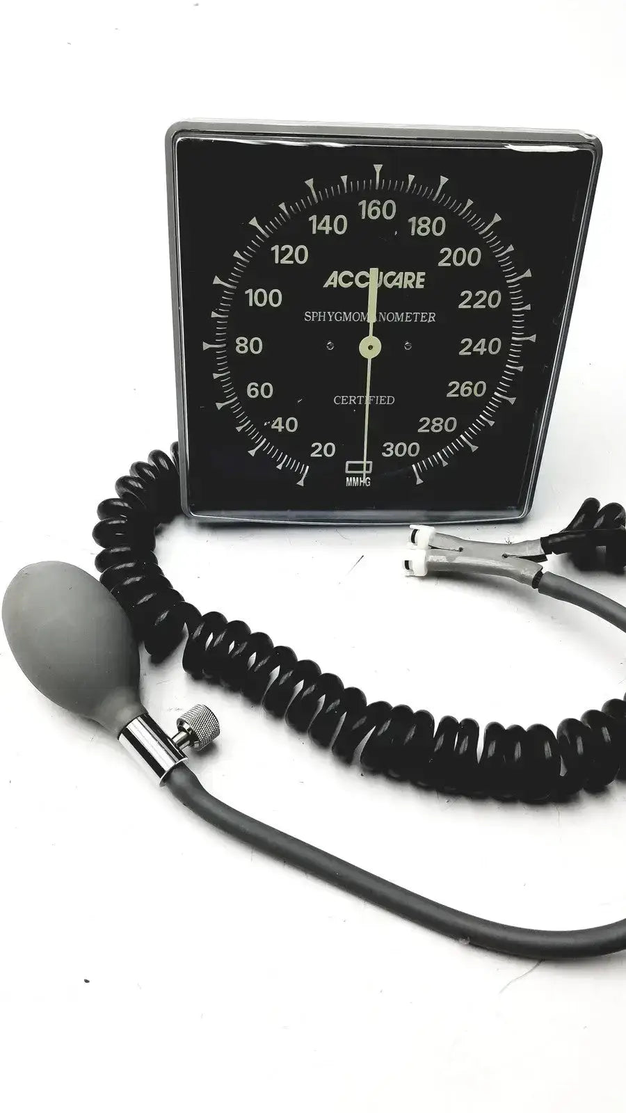 Accucare Sphygmomanometer Blood Pressure Monitor and Adult Cuff