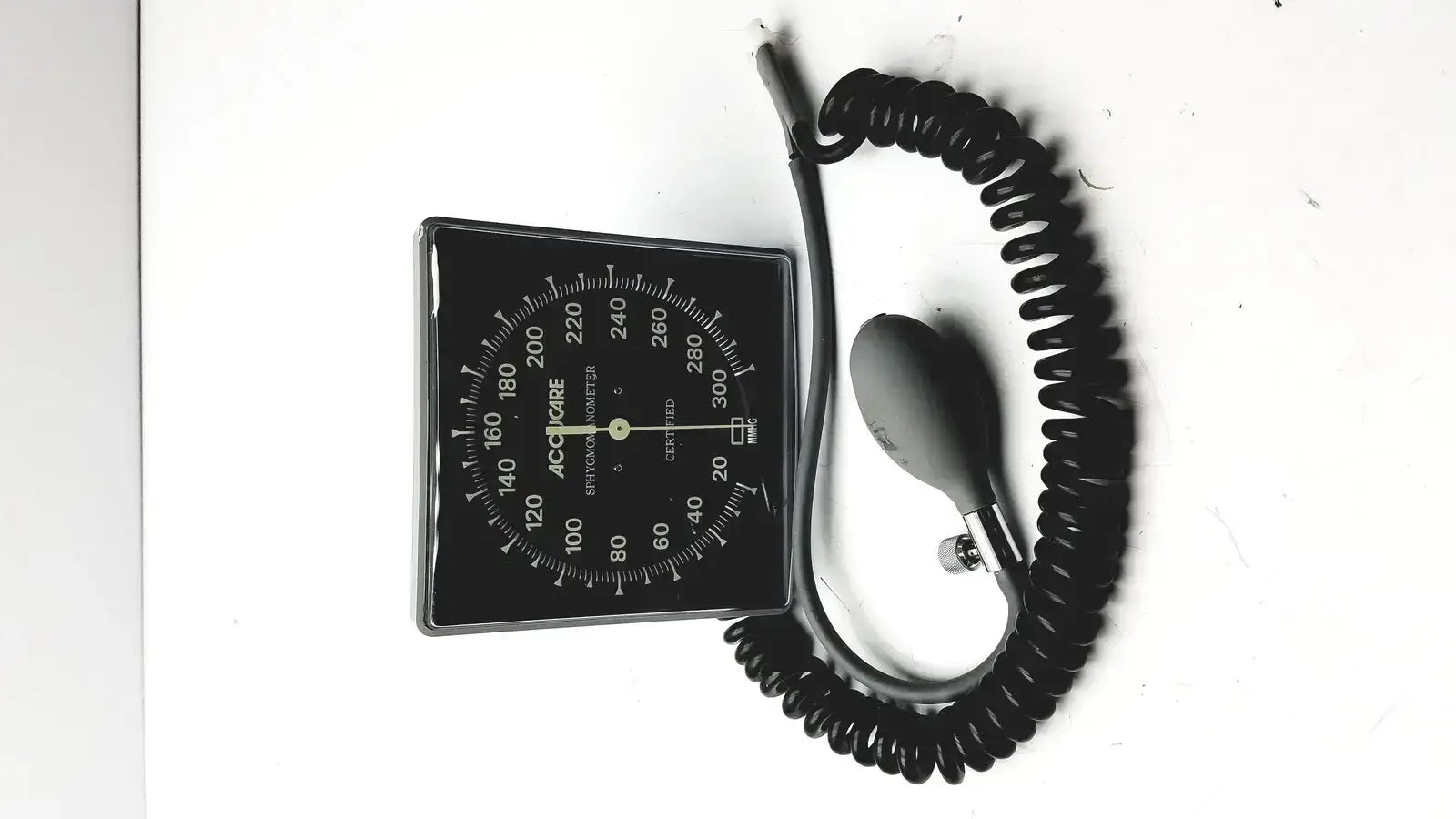 Accucare Sphygmomanometer Blood Pressure Monitor and Adult Cuff