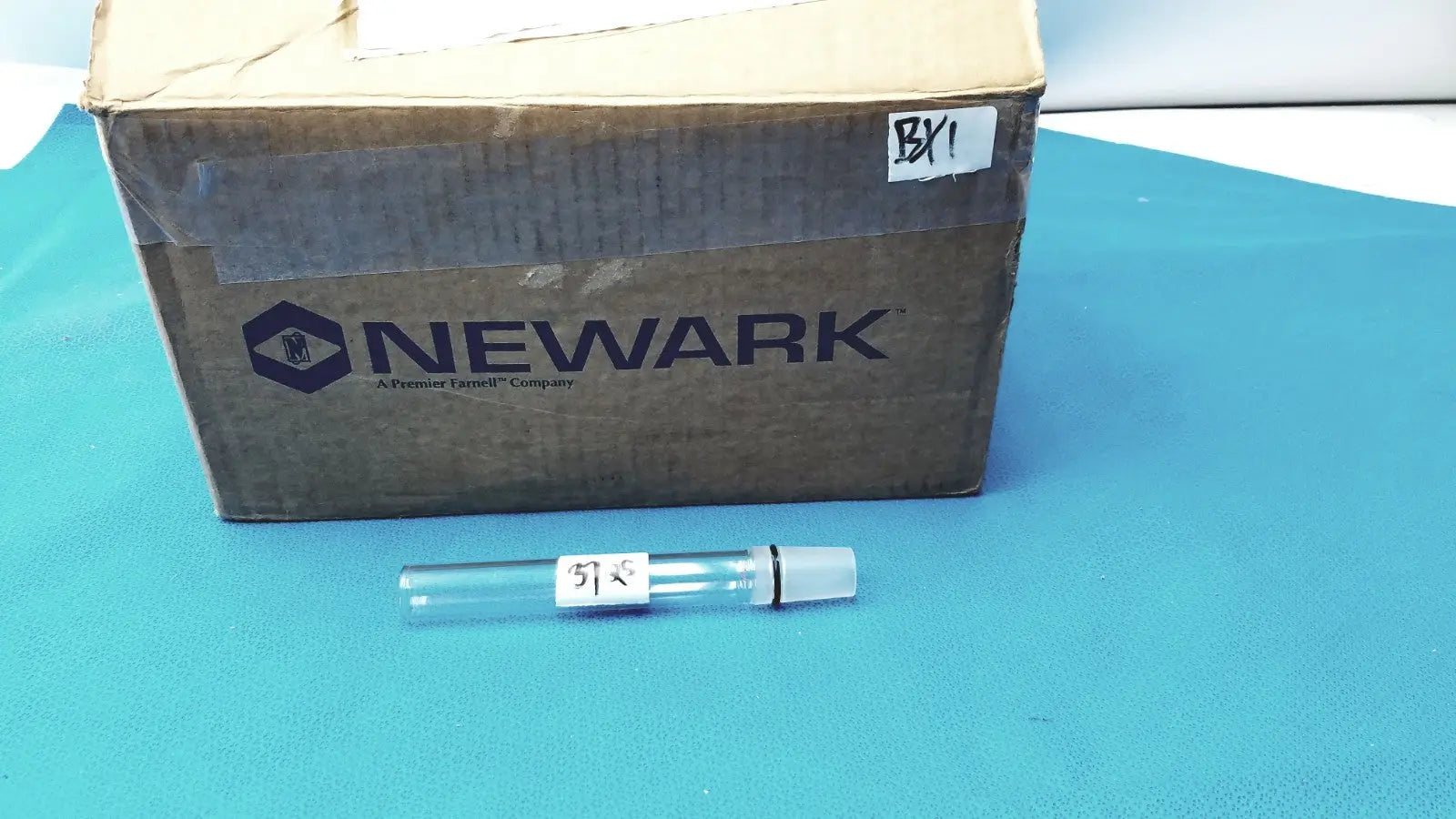 ACE Glass Thermometer Adapter – Inner 24/40 Joint