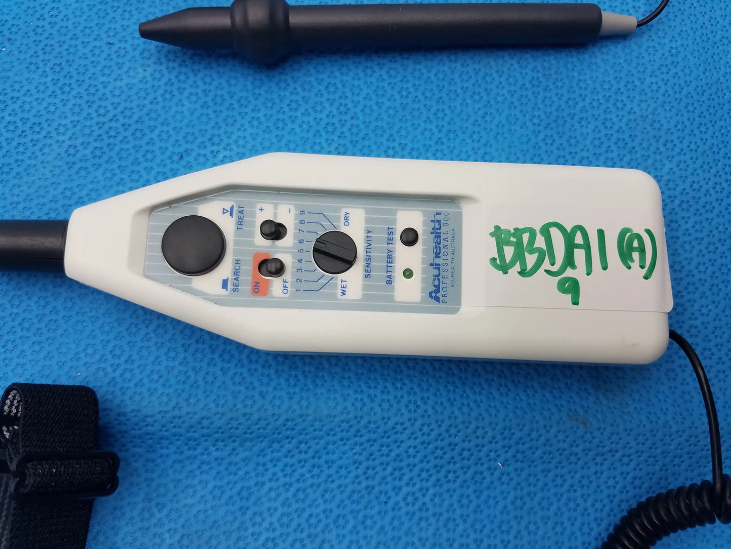 Acuhealth Pro 900 Nerve Stimulator Acupuncture Kit With Case
