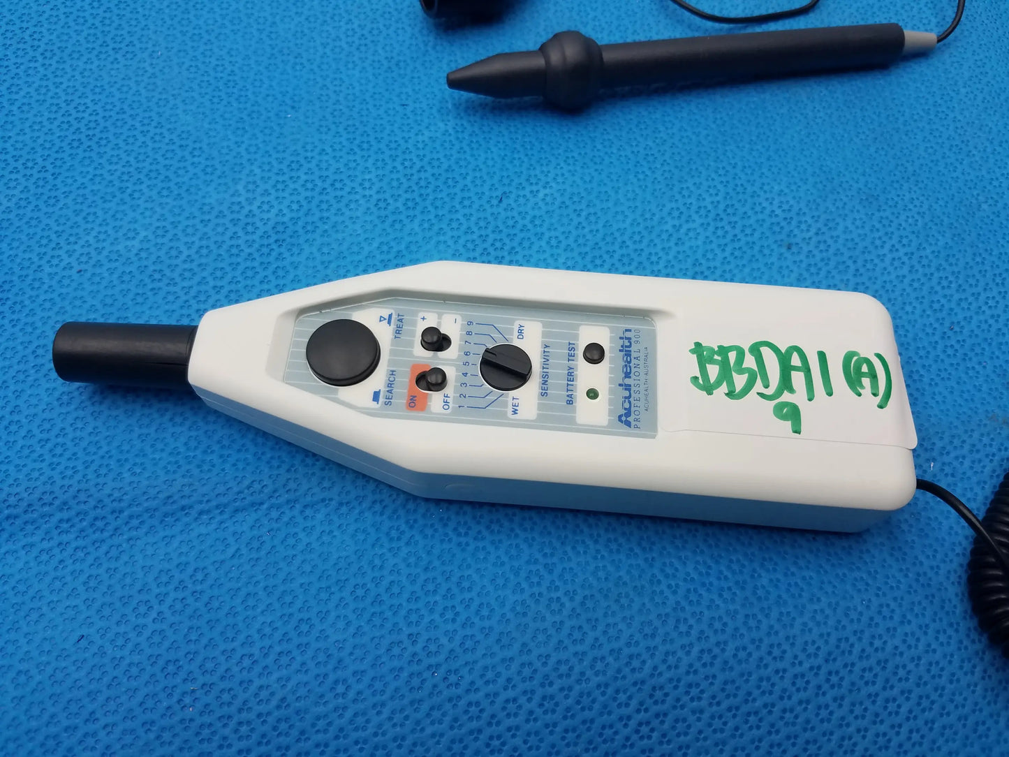 Acuhealth Pro 900 Nerve Stimulator Acupuncture Kit With Case