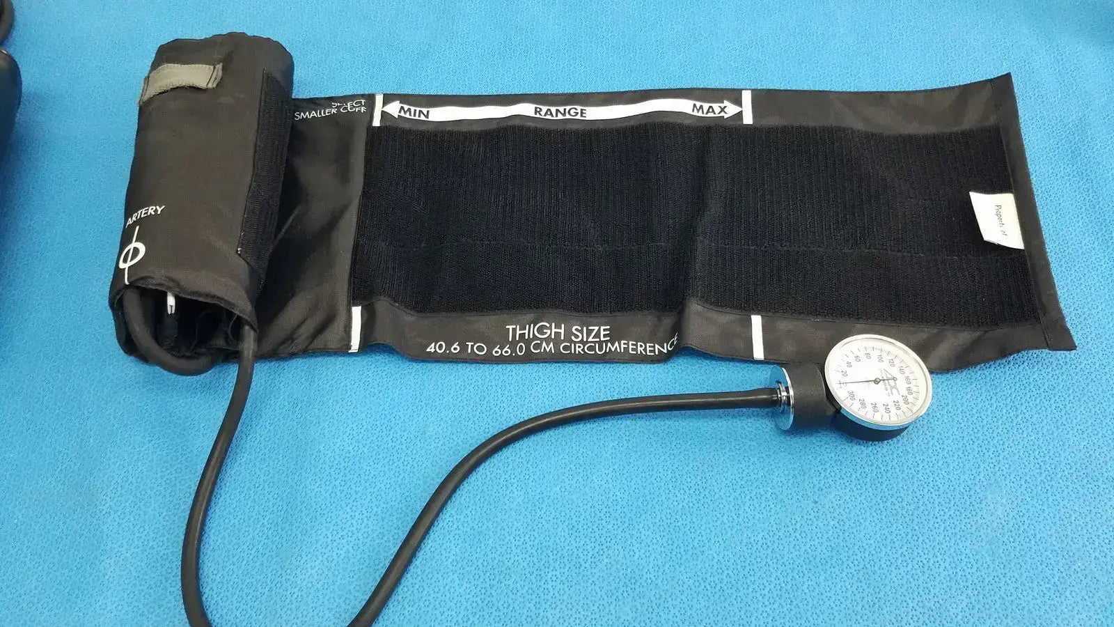 ADC Adcuff Sphygmomanometer Thigh Cuff Aneroid Blood Pressure Monitor 40.6-66cm