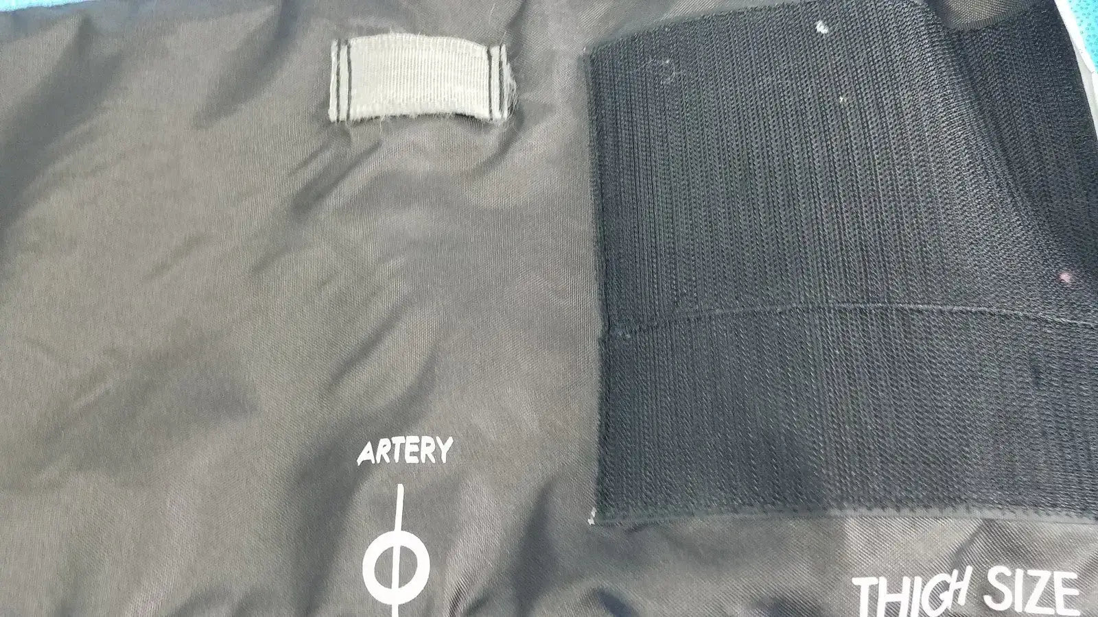 ADC Adcuff Sphygmomanometer Thigh Cuff Aneroid Blood Pressure Monitor 40.6-66cm
