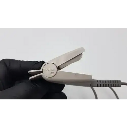 Adult Finger Clip Sensor Probe for Accurate Monitoring 1161061X DS-100A - Pulse Oximeter