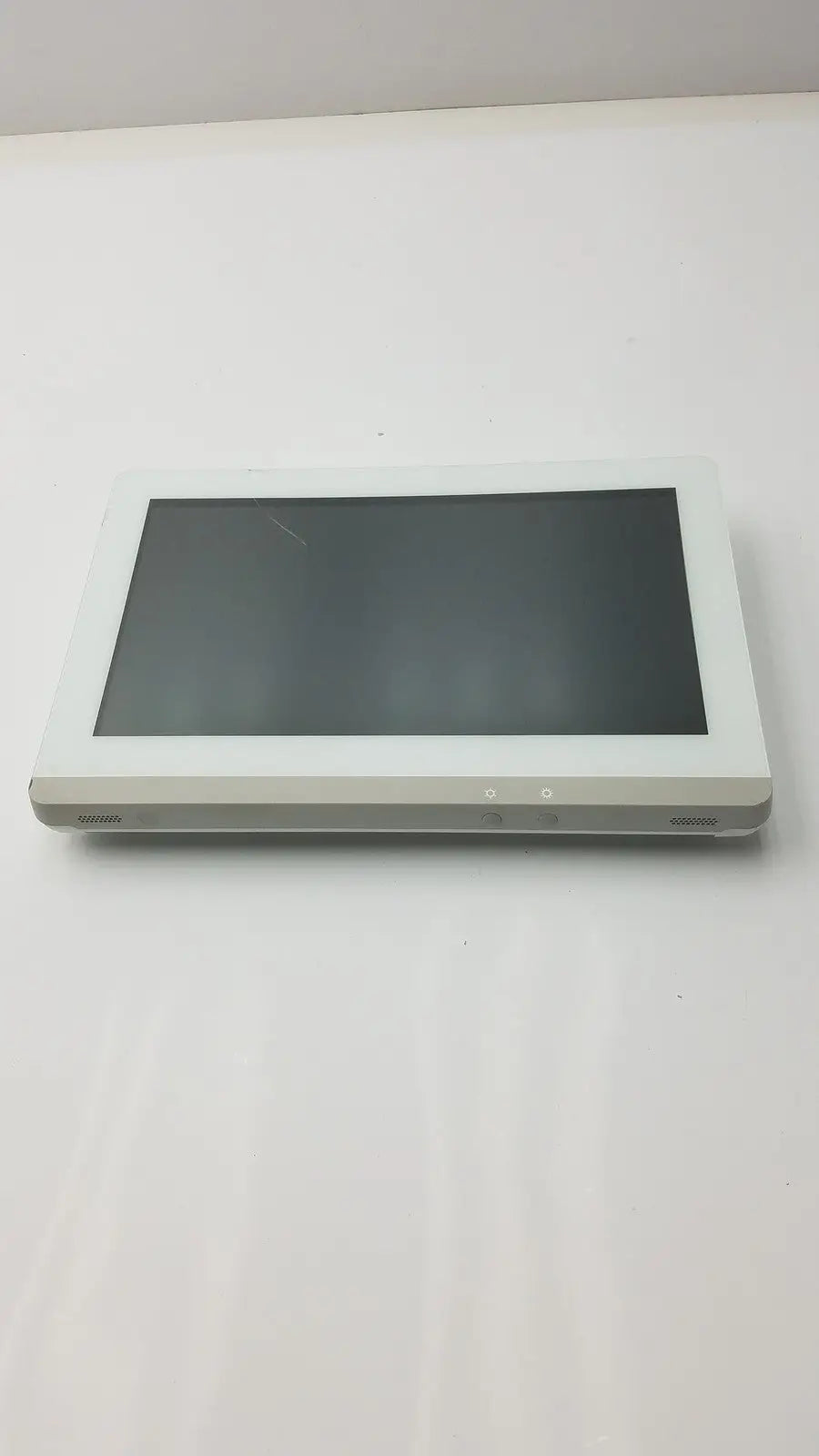 Advantech POC-615-11 LCD Display Computer - Medical Panel PC